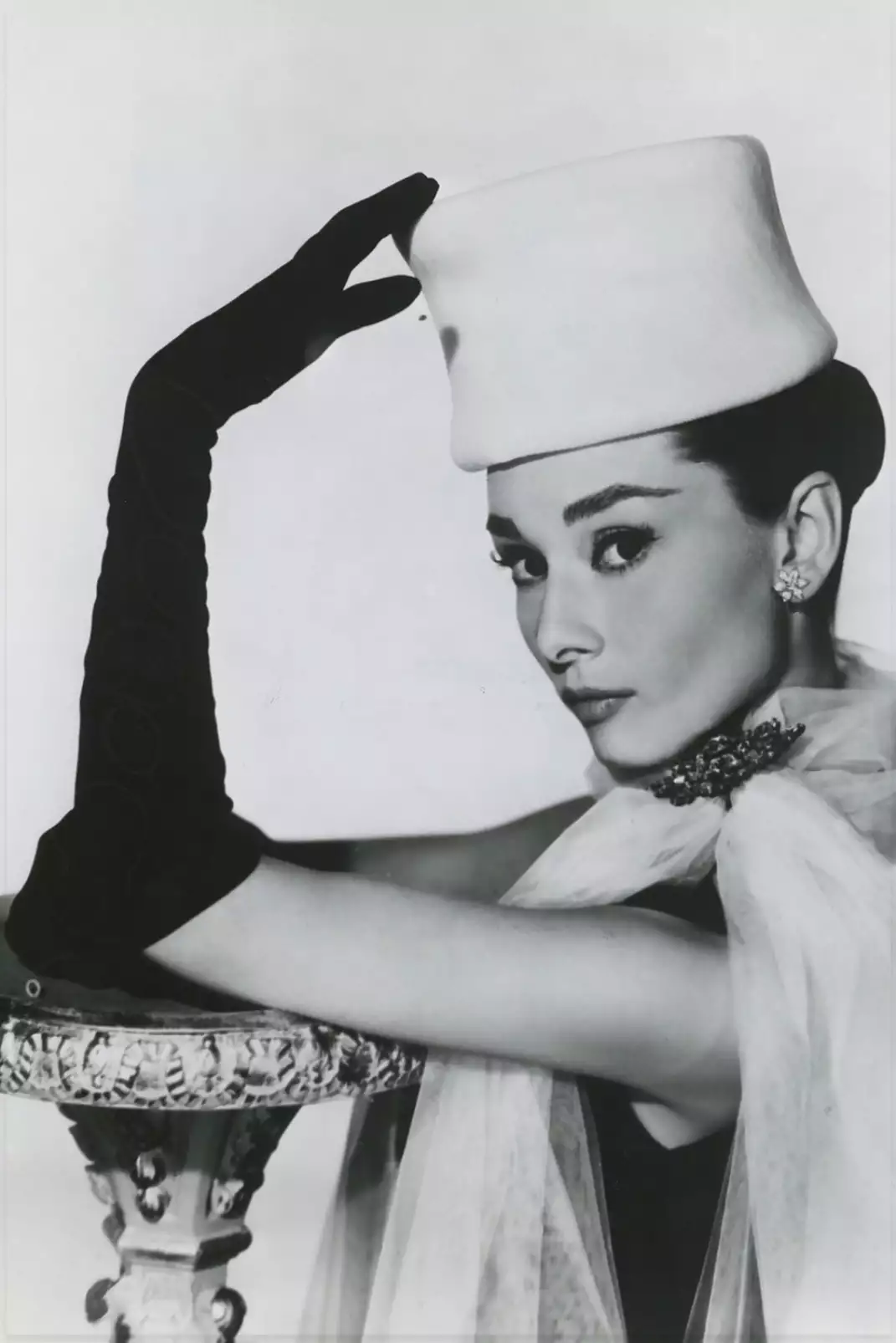 affiche-cinema-diamants-sur-canape-audrey-hepburn